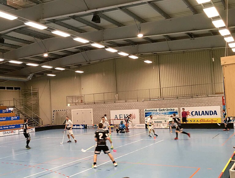 Die Schüpfheim drängen im Powerplay auf den Anschlusstreffer
