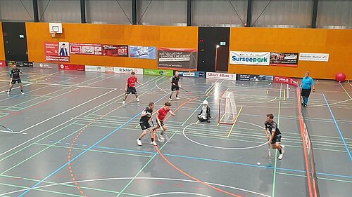 Schüpfheim mit Kevin Burri am Ball bei einer Auslösung